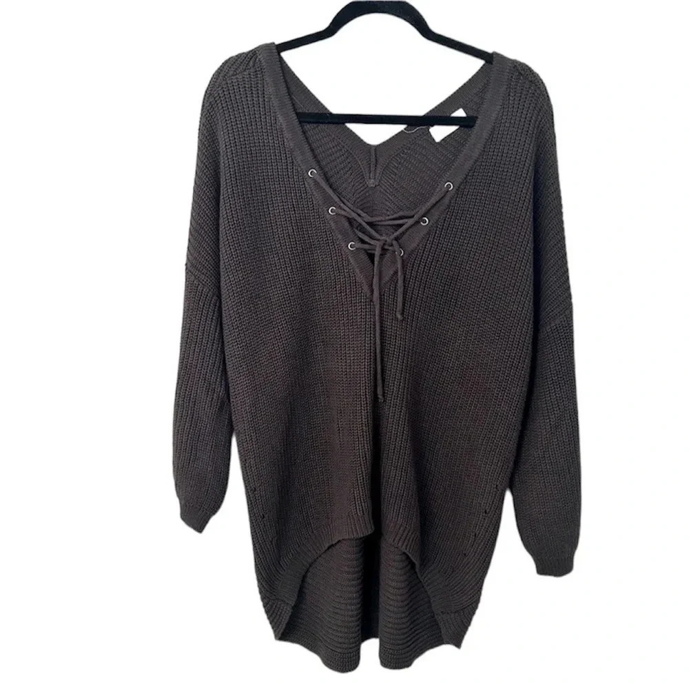 Altar'd State Charcoal Gray V-Neck Lace Up Cozy Hi-Low Sweater Sz Sm GUC